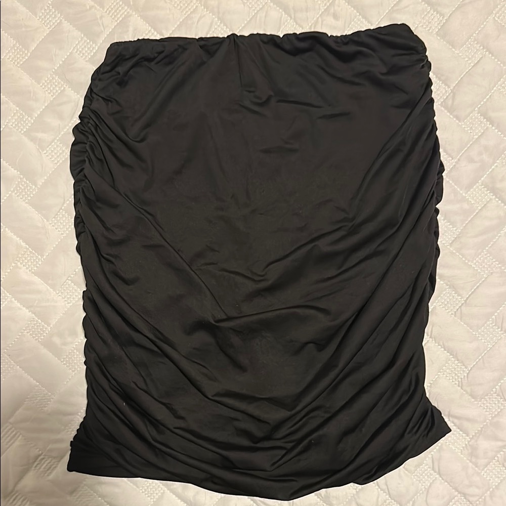 Elegant Black Stretchy Skirt